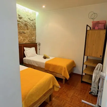 Beautiful With Patio In Bica *